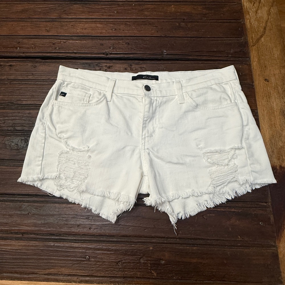 KanCan White Distressed Denim Shorts Frayed Hem Mid Rise Womens Size 11/29
